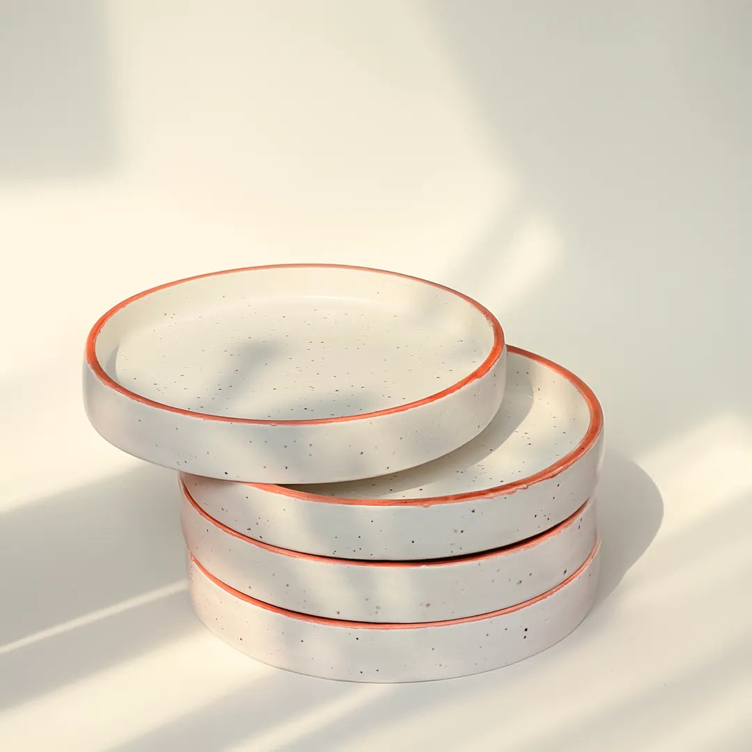 Stackable Fleckstone Quarter Plates