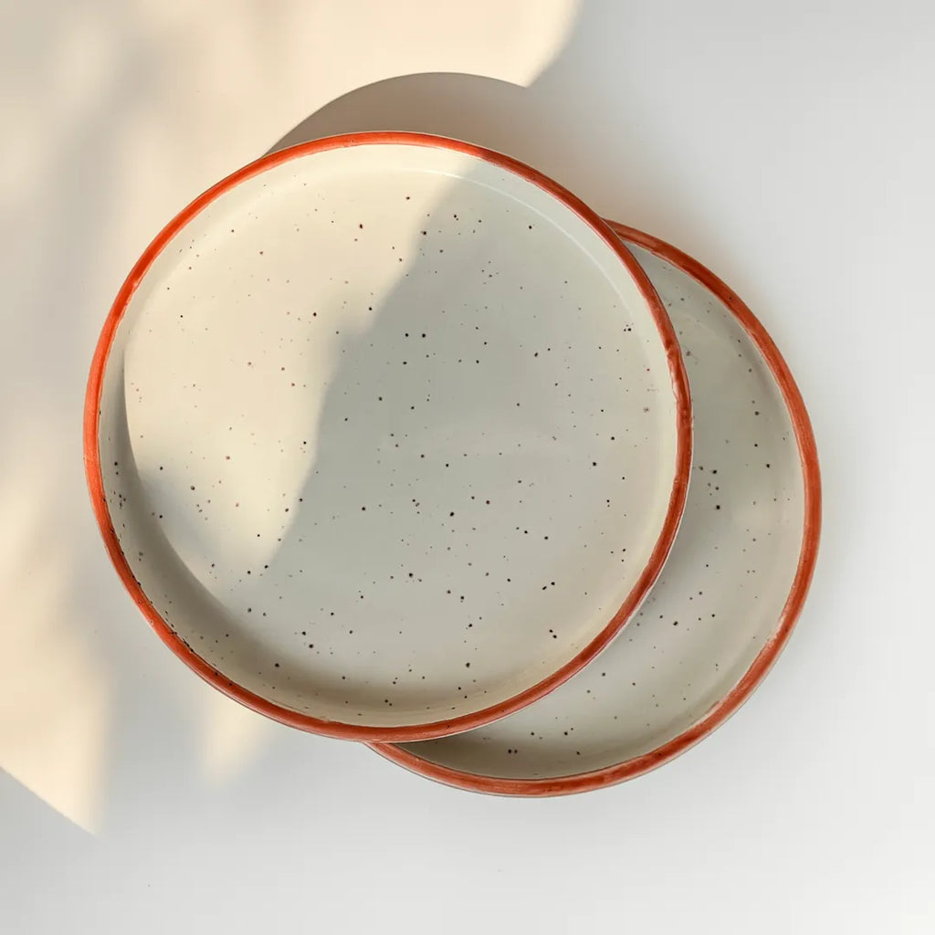 Stackable Fleckstone Quarter Plates