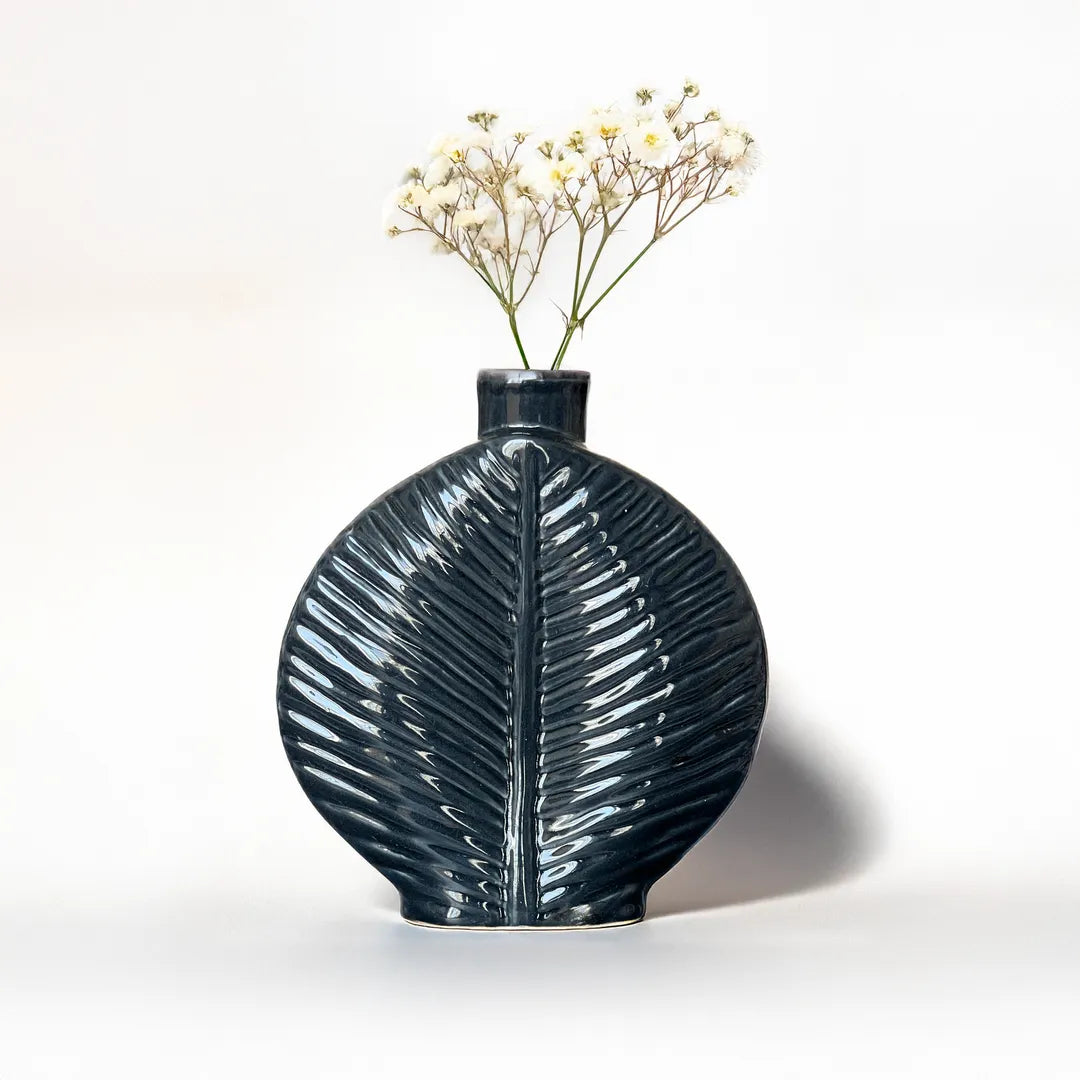 Obsidian Black Centrepiece - Large