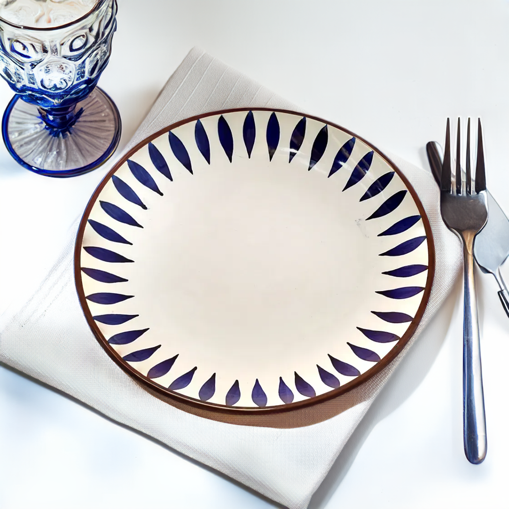 Blue Leaf Pattern Dinner Plate (10 inches)